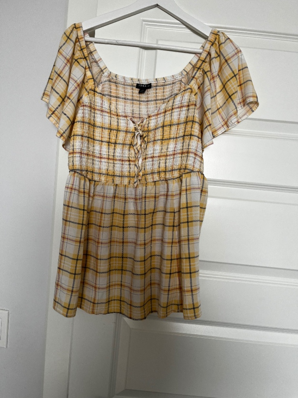 Torrid size 1 peasant top